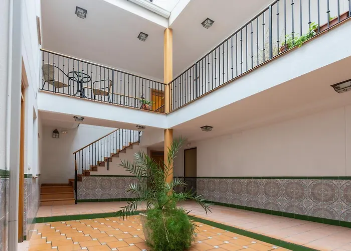 Puerta De Cordoba- Exterior Con Balcones *