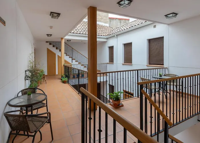 Puerta De Cordoba- Exterior Con Balcones Cordoue